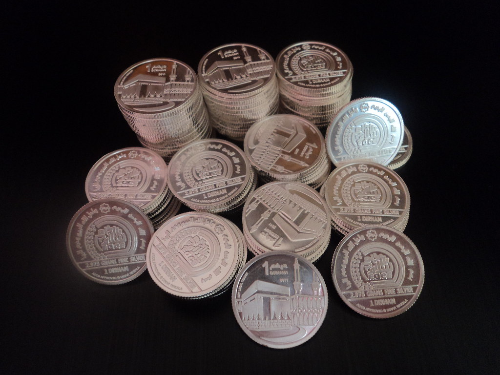 Silver dirhams, obverse and reverse mixed